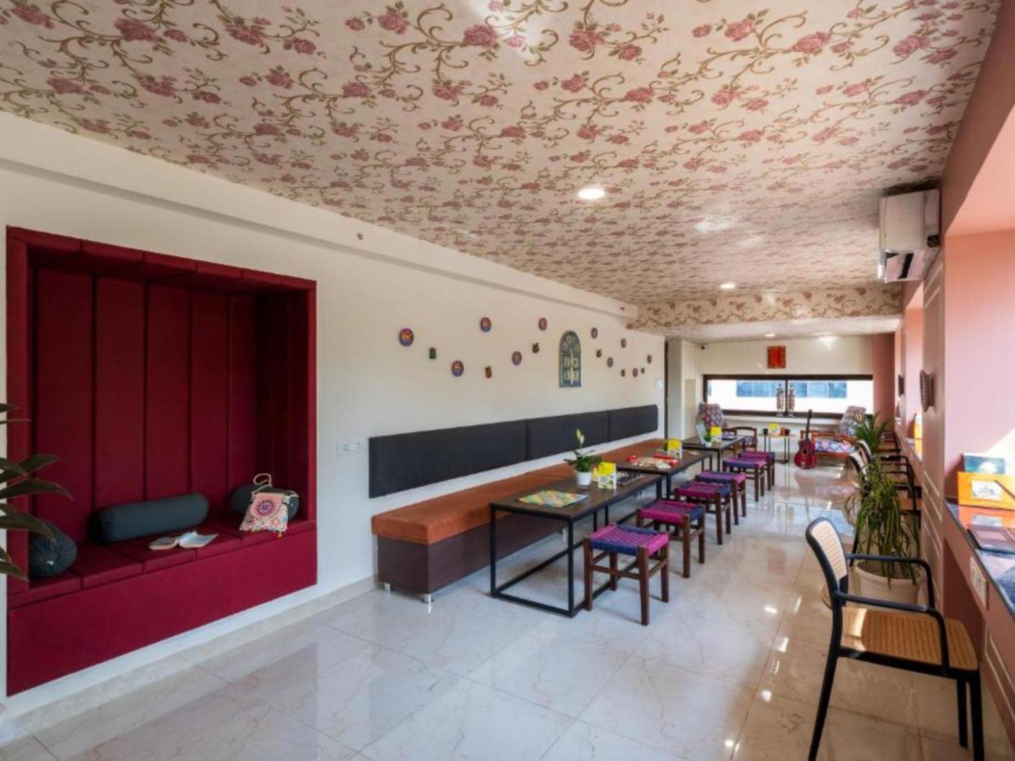 The Hosteller Jaipur, Mi Road Екстериор снимка