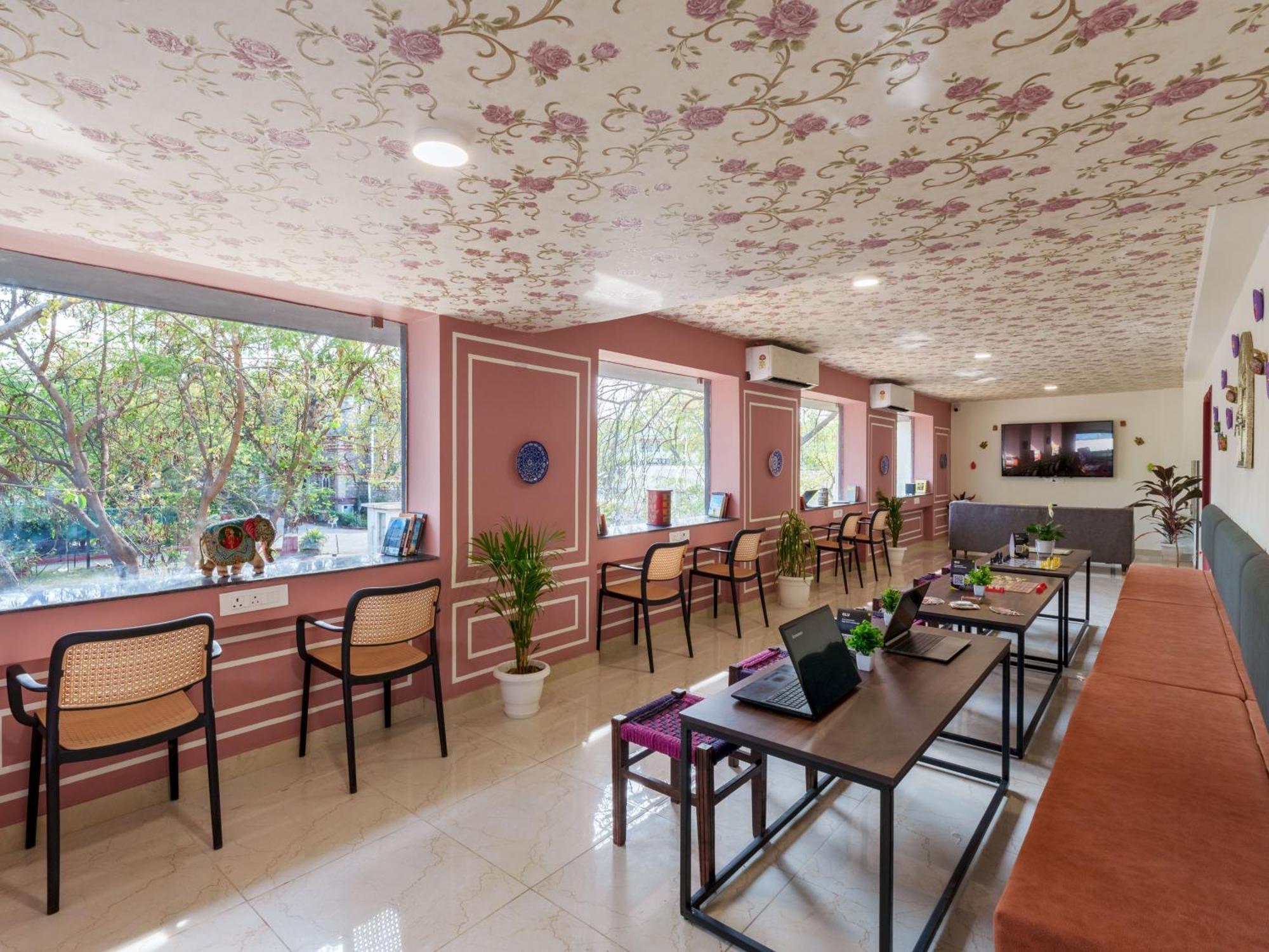 The Hosteller Jaipur, Mi Road Екстериор снимка